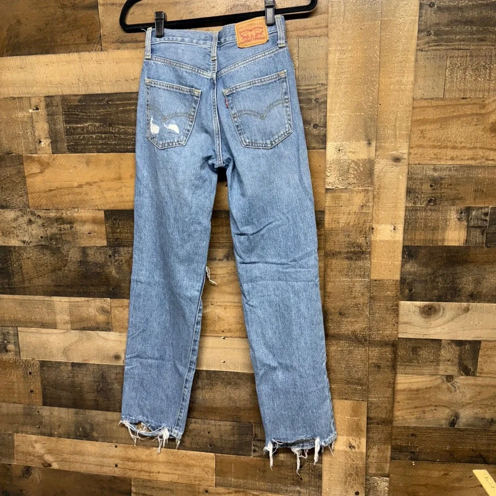 Levi's 94 Baggy Distressed Ripped Blue Denim Jeans Women's Size 23‎